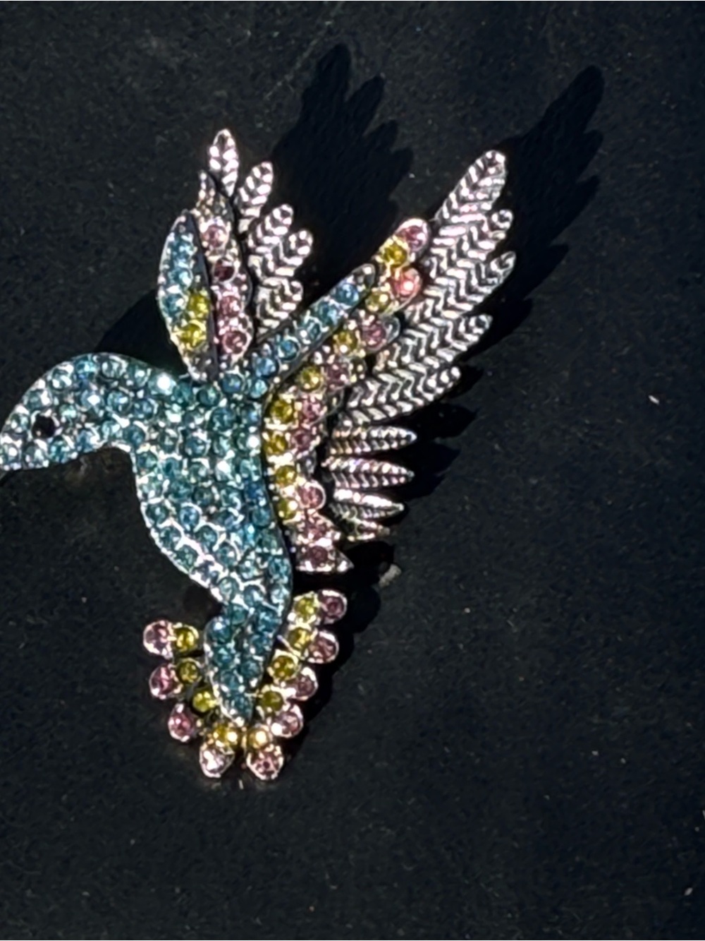 NWT Sparkling Multicolor Crystal Hummingbird Brooch - Picture 3 of 6